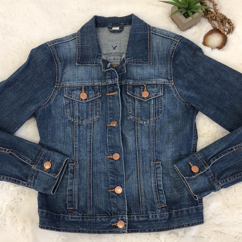 American Eagle Denim Jean Jacket Size Medium